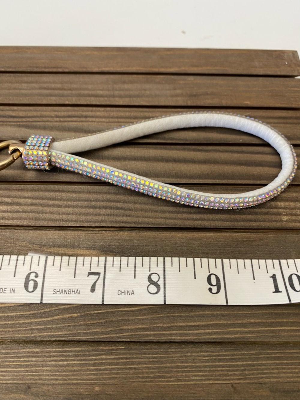 Rhinestone Phone Wrist Strap White Crystal-Embellished Lanyard Gold Clip - Picture 2 of 11